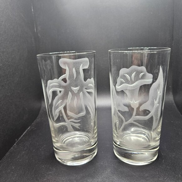 Vintage Etched Drinking Glasses Set of 2 - Picture 3 of 10